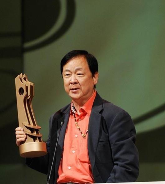 小王羽爸爸吃瓜,小王羽爸爸的瓜田奇遇记